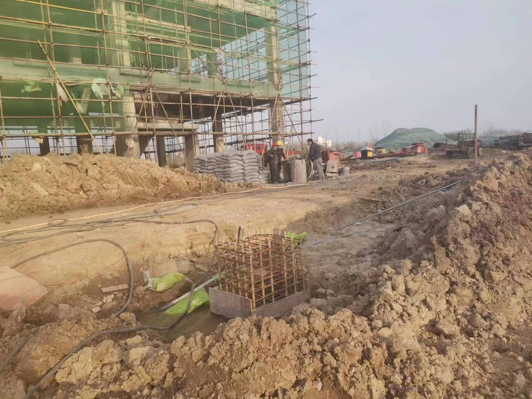 石碌镇当桥梁出现裂缝的时候应该及时加固修补